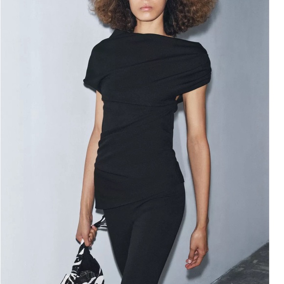 Zara Tops - Zara NWT black ruched asymmetrical shoulder asymmetrical hem top